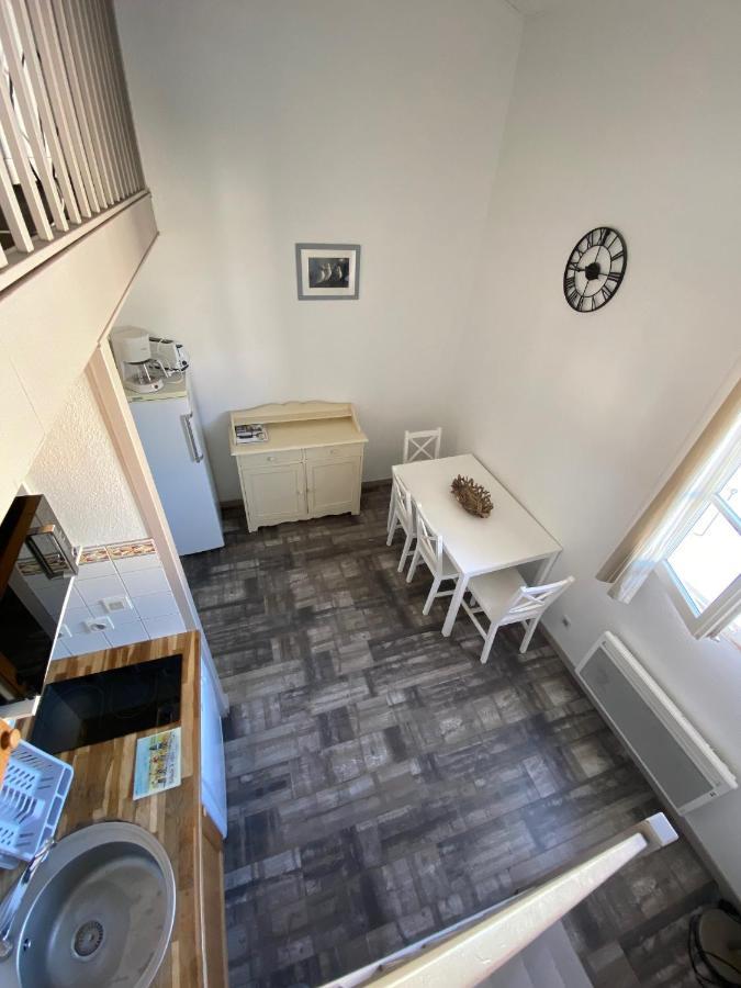 Les Remparts Apartment Saint-Martin-de-Re Exterior photo